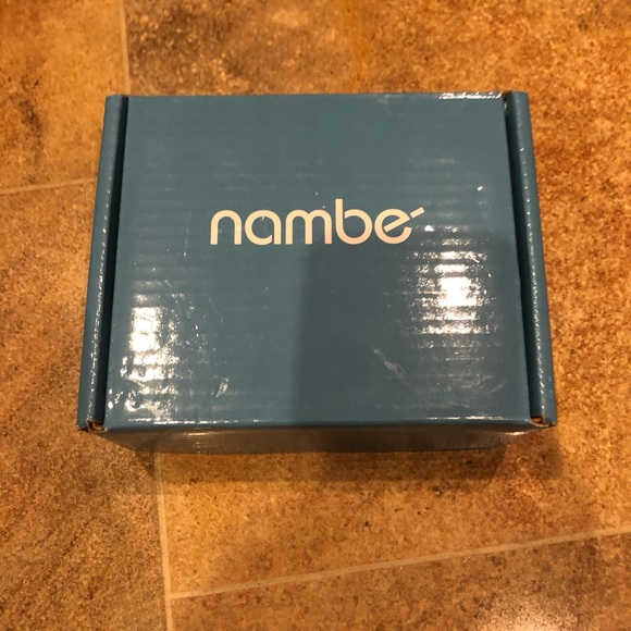 New Nambé Butterfly Bowl - 6" - Picture 4 of 6